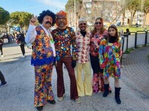 Perugia, bagno di folla per la prima sfilata del Carnevale a San Sisto